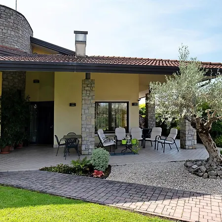 Πανσιόν La Casa Di Gio - 3*